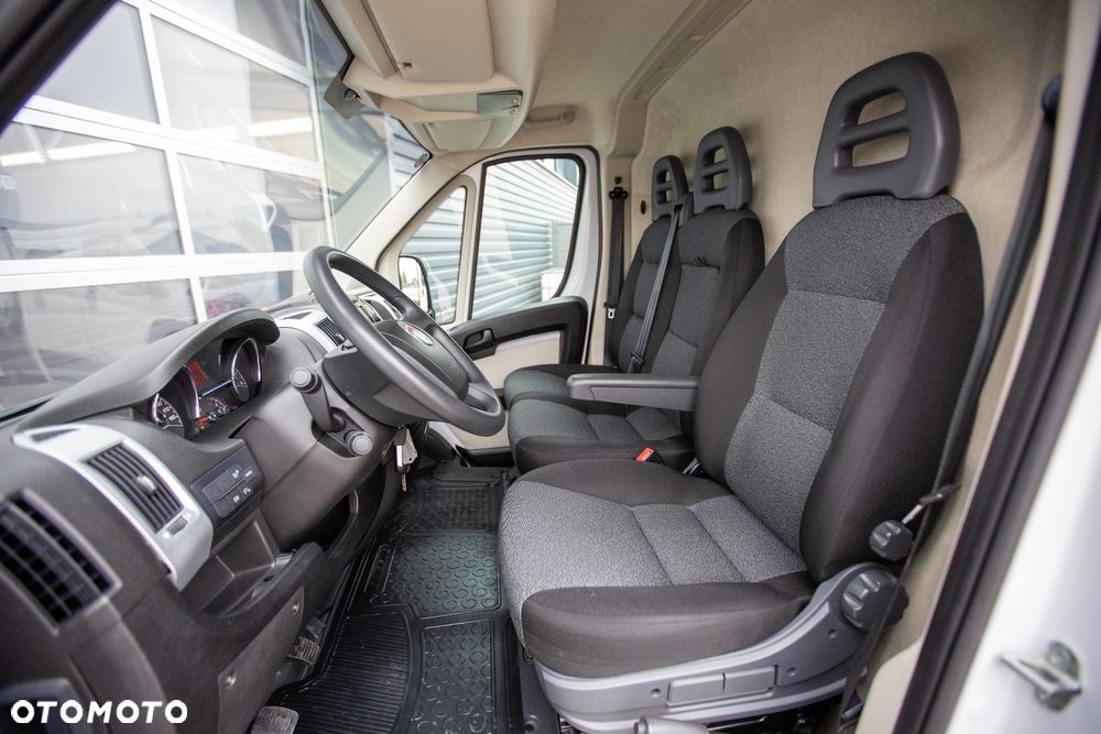 Fiat Ducato 2.3 L2H2 *ŚREDNI* Professional - 7