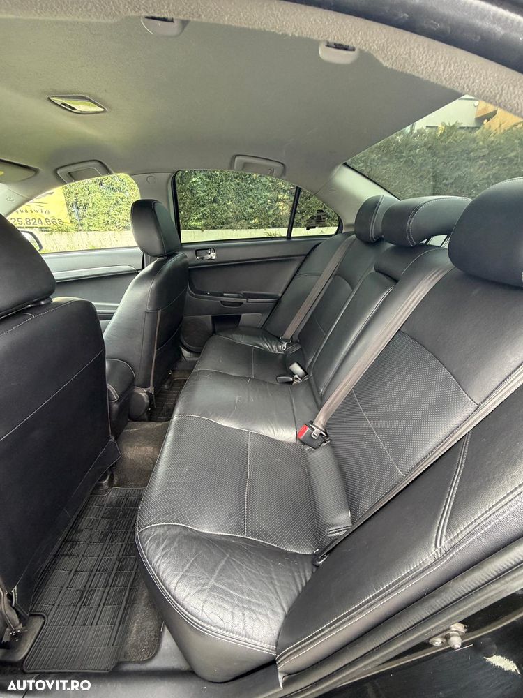 Mitsubishi Lancer 2.0 DI-D Instyle - 11