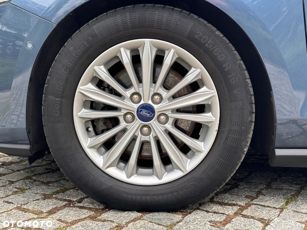 Ford Focus 1.5 EcoBlue Start-Stopp-System TITANIUM STYLE - 25