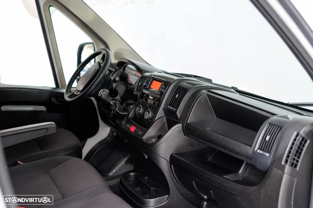 Peugeot Boxer 2.2 BlueHDi 335 L2H2 Premium - 11