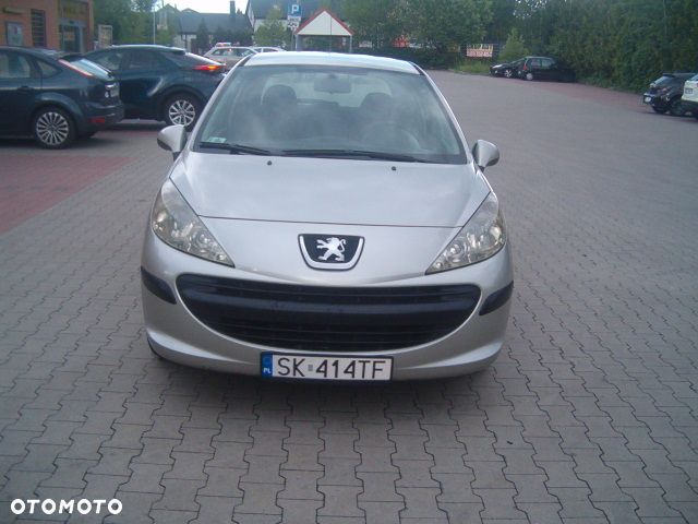 Peugeot 207 - 2