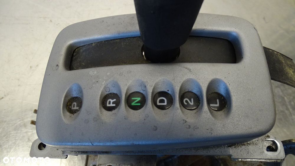 DŹWIGNIA ZMIANY BIEGÓW AUTOMAT MITSHUBISHI PAJERO PININ 2.0GDI - 3
