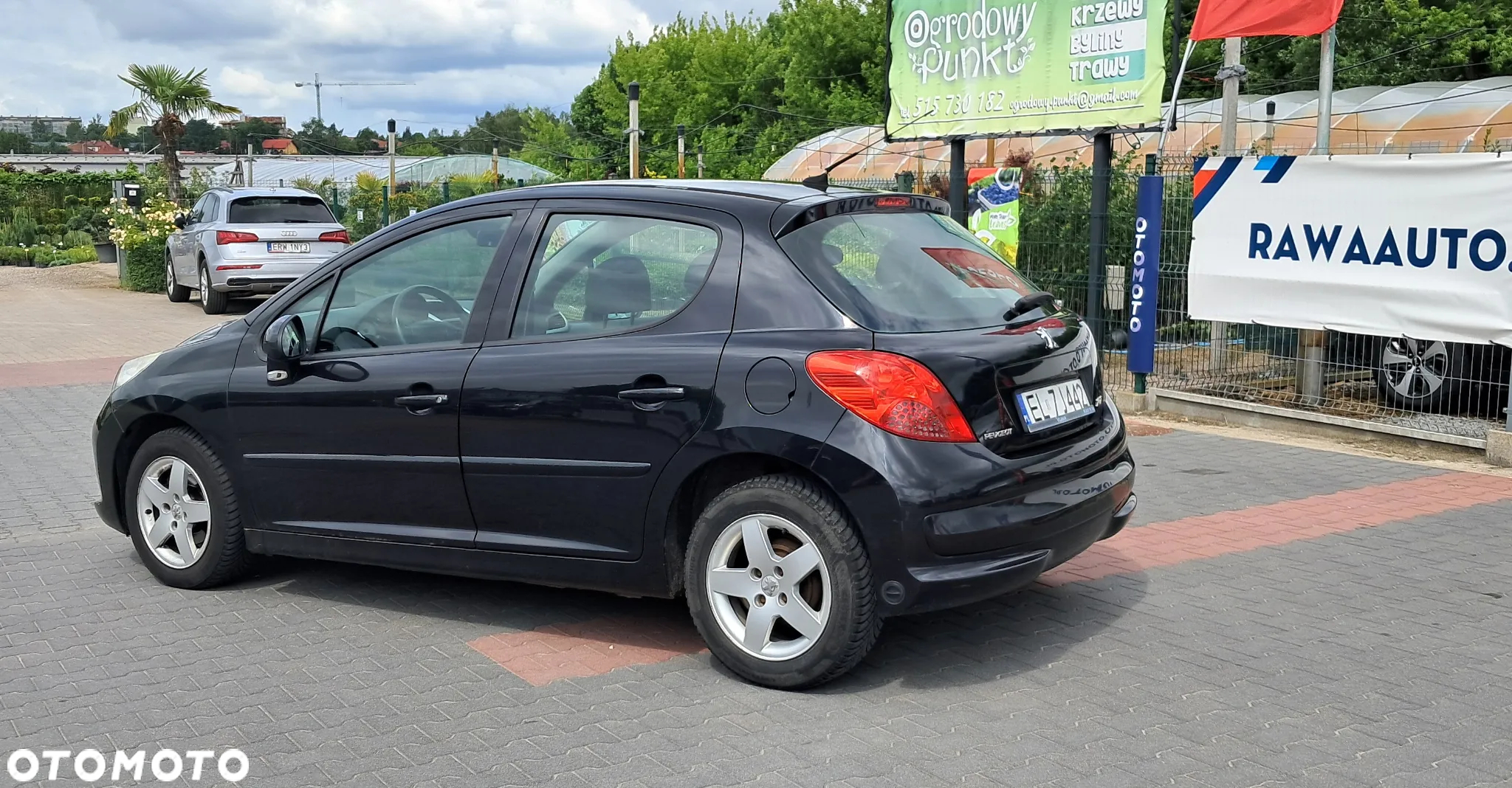 Peugeot 207 1.4 16V Trendy - 3