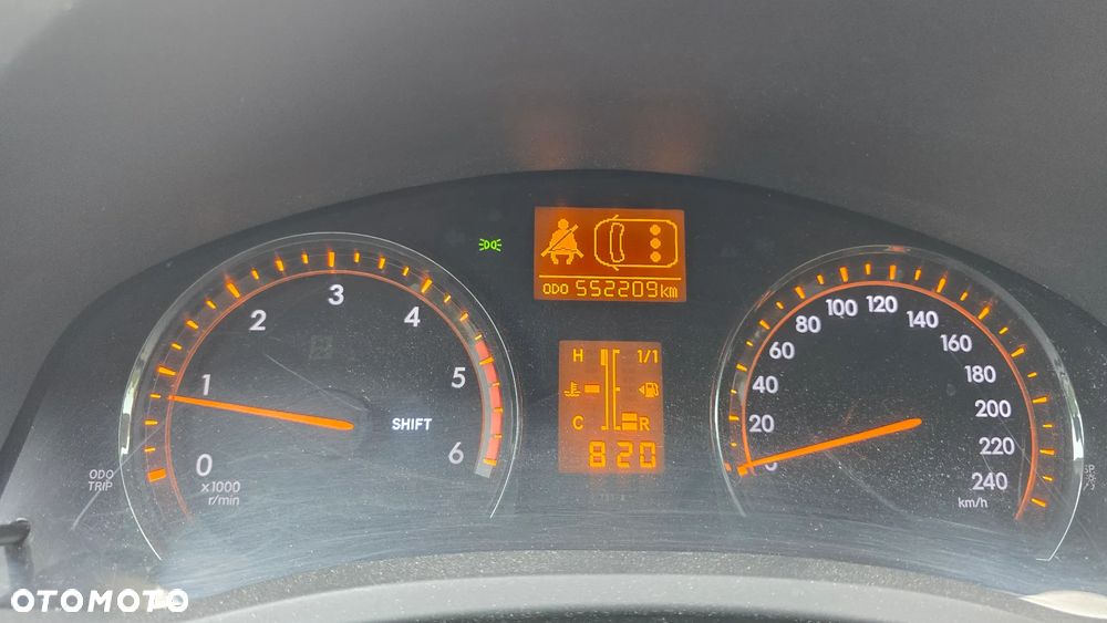 Toyota Avensis 2.0 D-4D Premium - 13