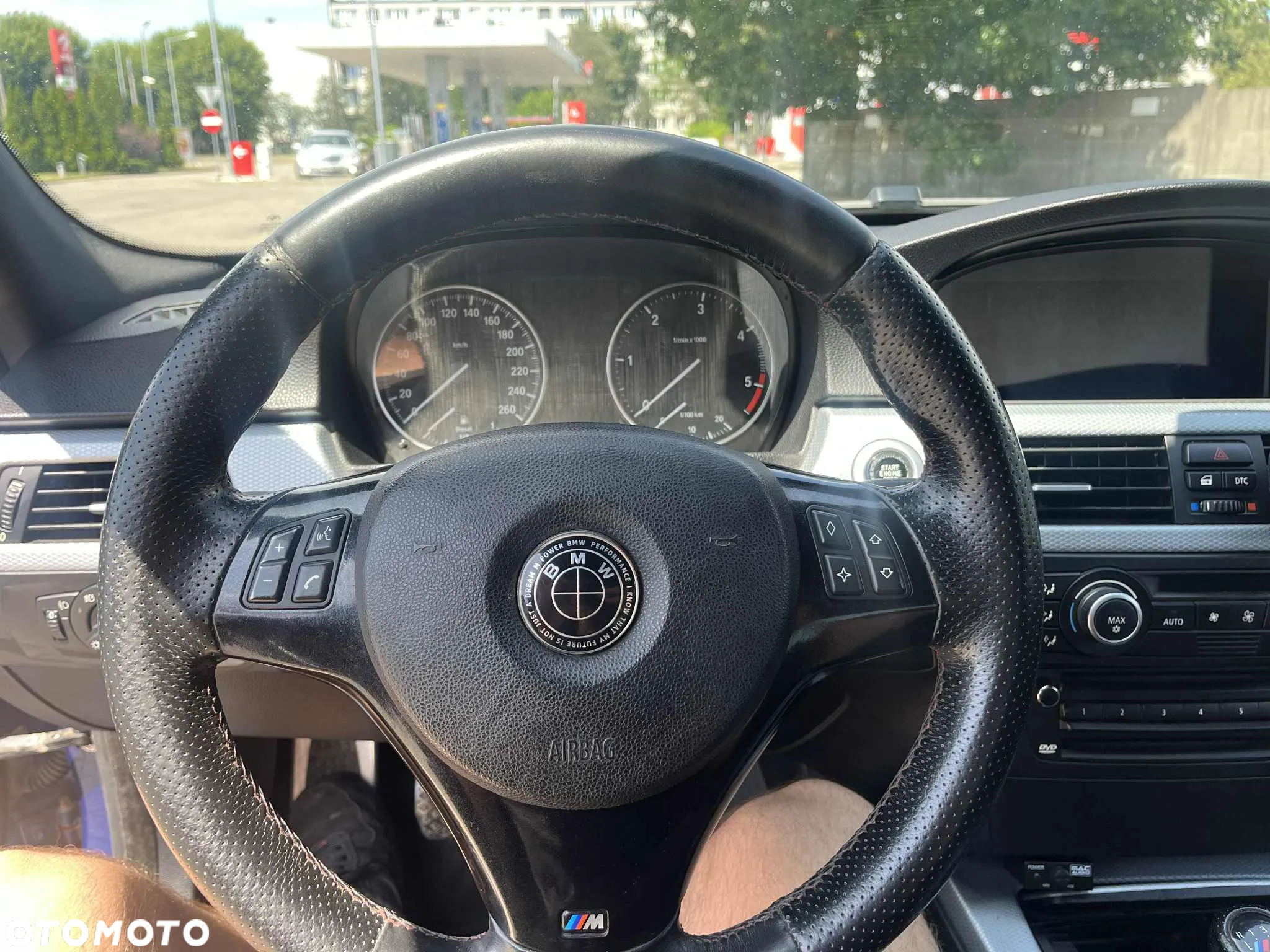 BMW Seria 3 325d - 14