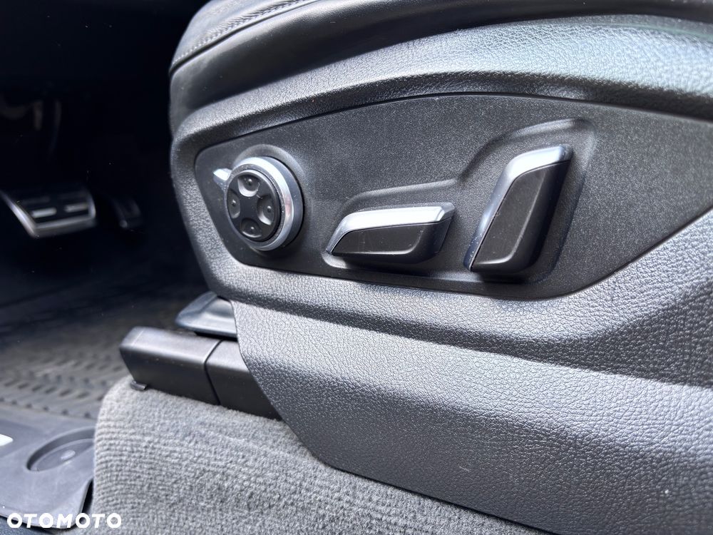 Audi SQ7 4.0 TDI Quattro Tiptronic - 22