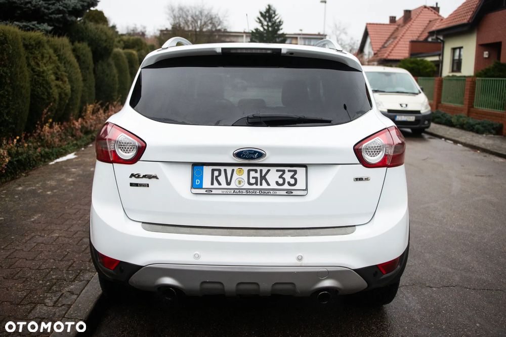 Ford Kuga 2.0 TDCi 4x4 Titanium - 6