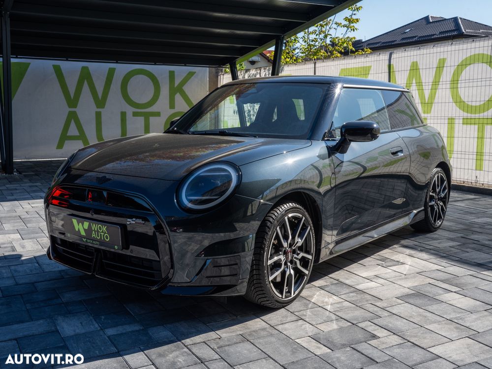 Mini Cooper E John Works Trim - 7