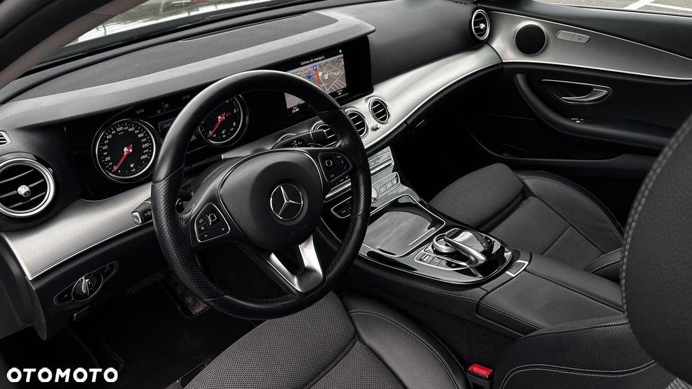 Mercedes-Benz Klasa E - 11