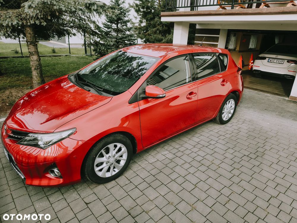 Toyota Auris 1.6 Valvematic Executive - 30