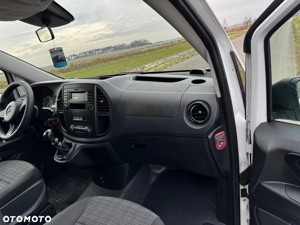 Mercedes-Benz VITO - 17