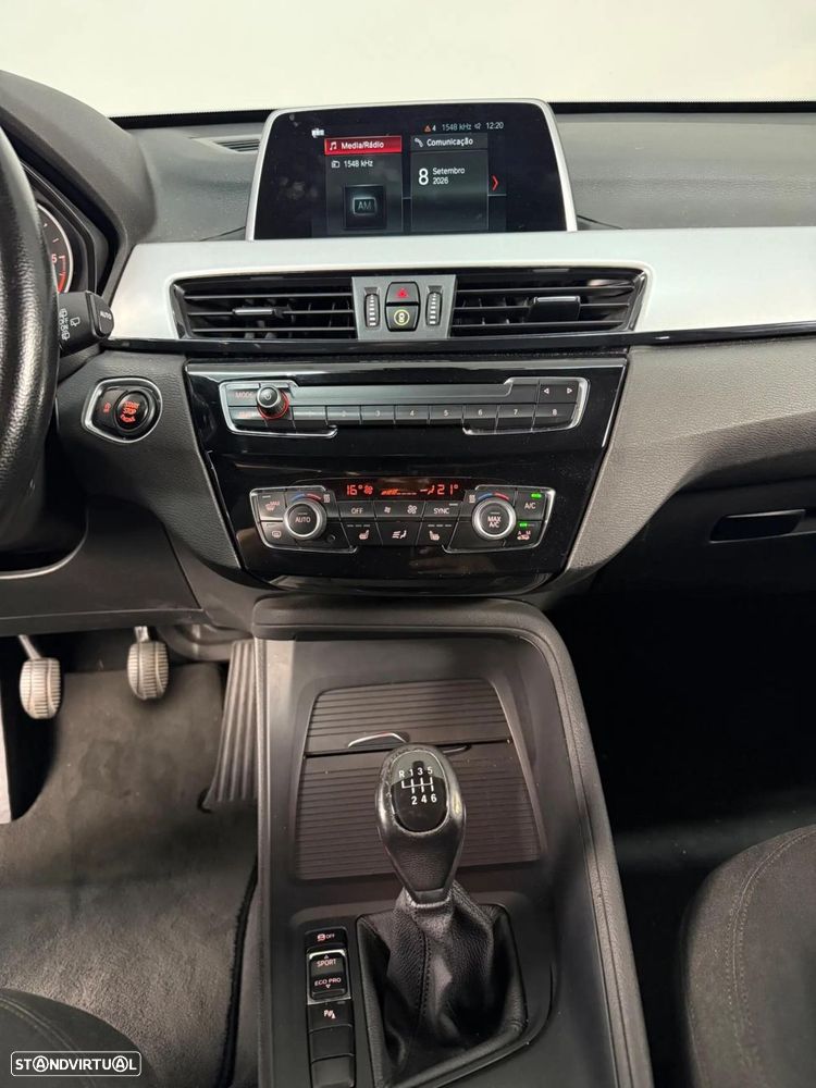 BMW X1 18 d sDrive - 9