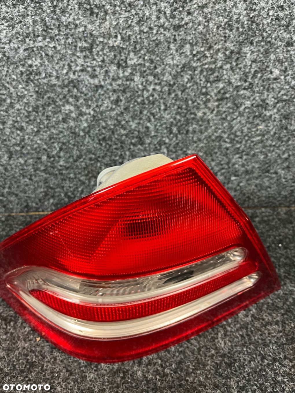 mercedes w203 sedan lampa lewa tył tylna OE europa - 3