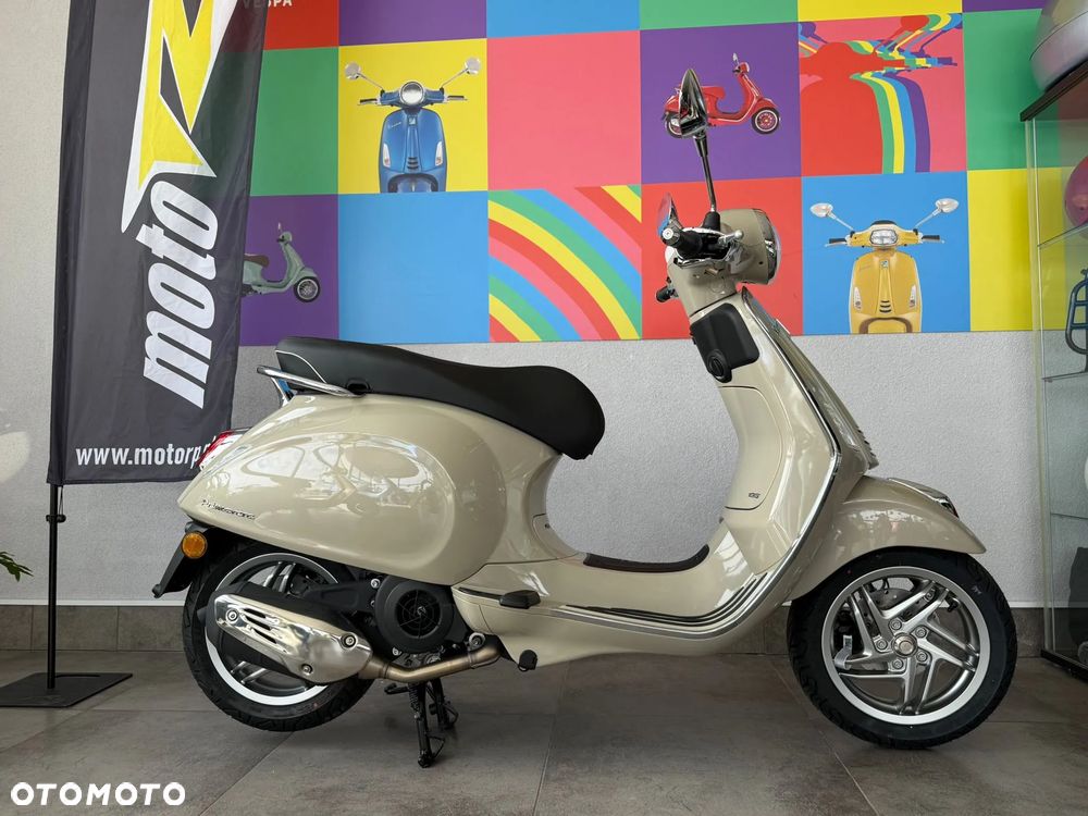 Vespa Primavera - 3