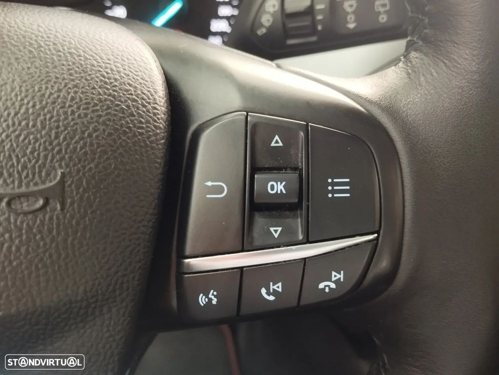 Ford Focus 1.0 EcoBoost Business - 16