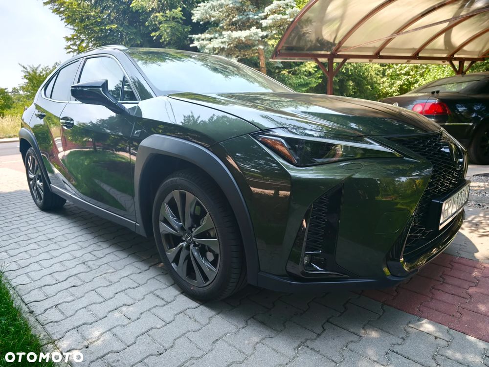 Lexus UX - 3