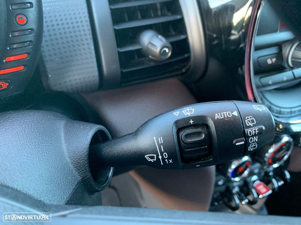 MINI 3 Portas One D - 41