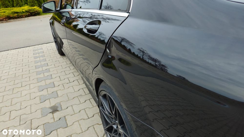 Mercedes-Benz Klasa C 200 CGI BlueEff Avantgarde - 9