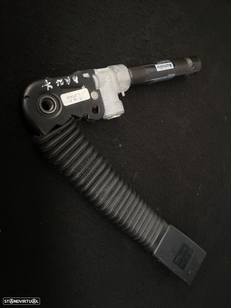 Cinto de Segurança frente esquerda  Pre-Tensor BMW7 E65 E66  2002+ (2x no estoque) - 2