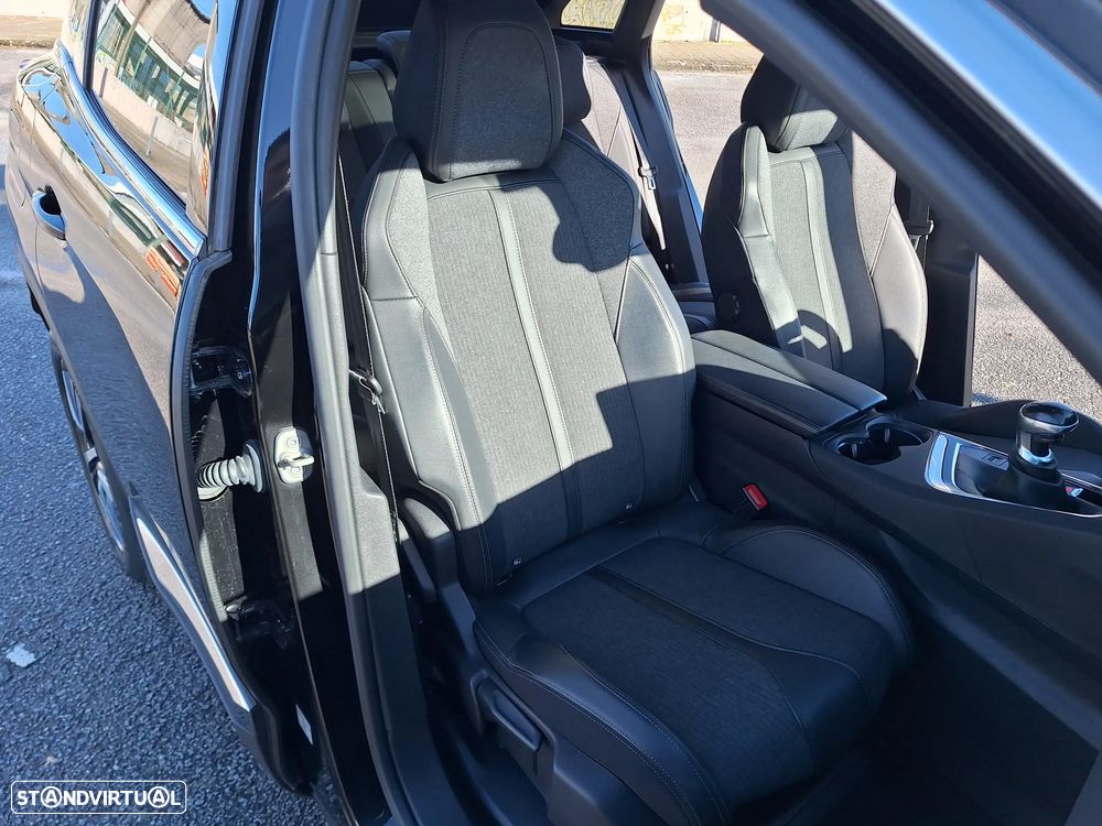Peugeot 3008 1.2 PureTech GT Line - 23