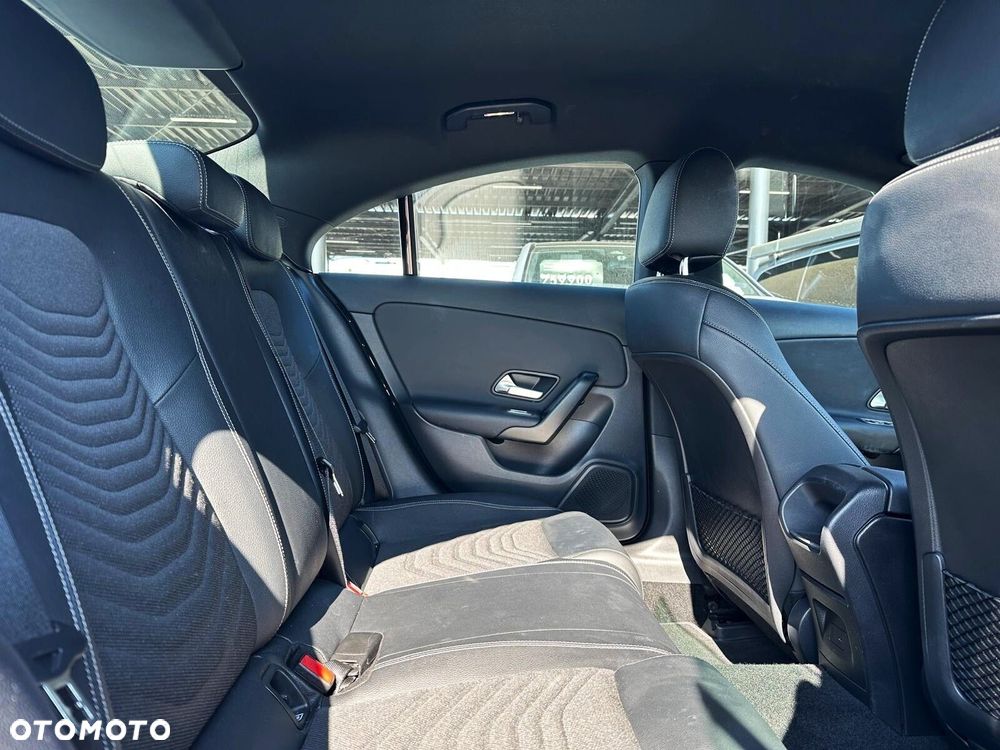 Mercedes-Benz CLA - 14