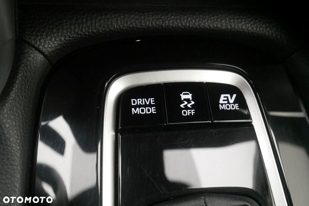 Toyota Corolla Cross 2.0 Hybrid Style - 22