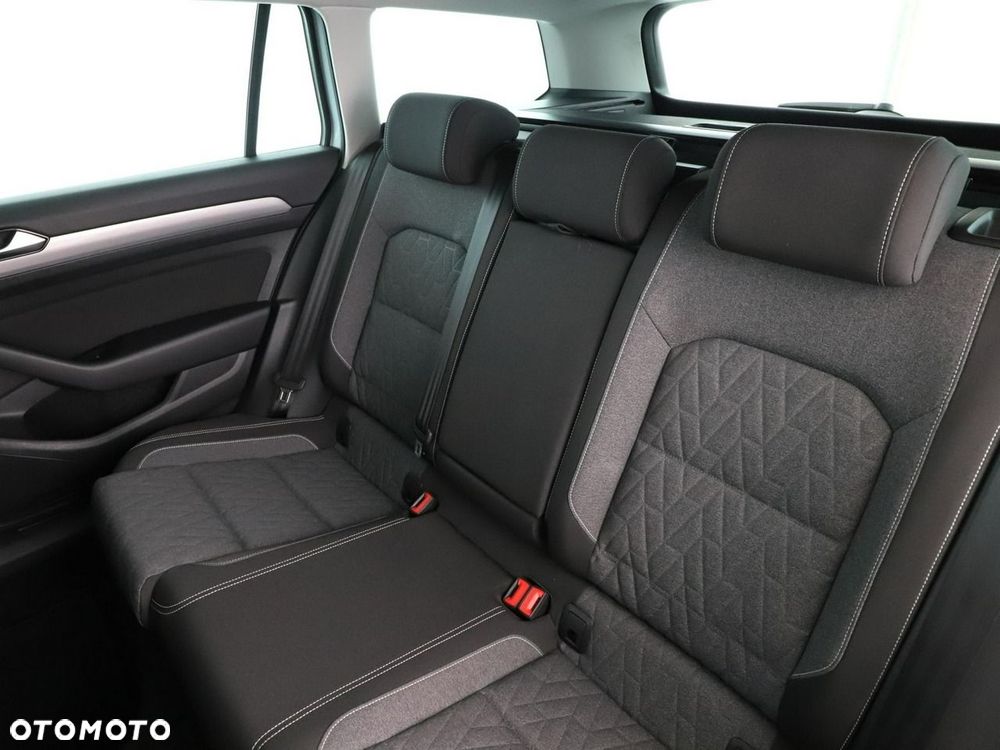 Volkswagen Passat Variant 1.4 TSI DSG GTE - 19
