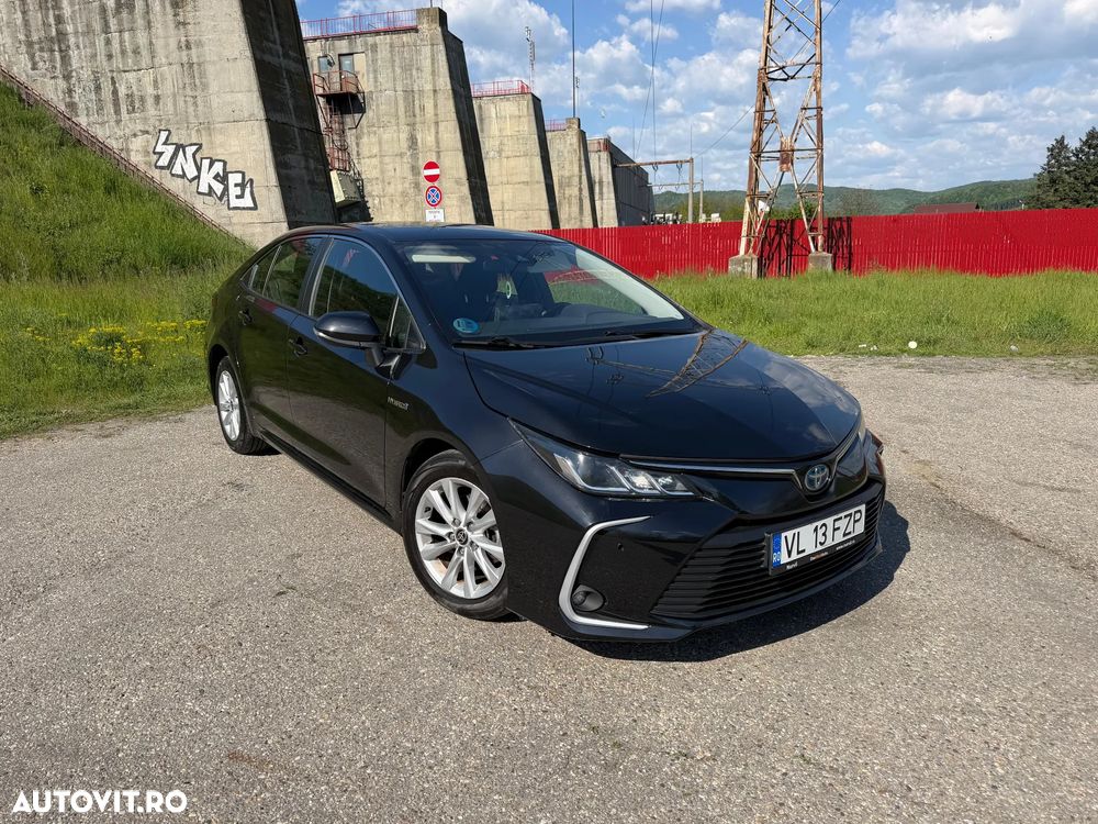 Toyota Corolla 1.8 HSD Business - 1