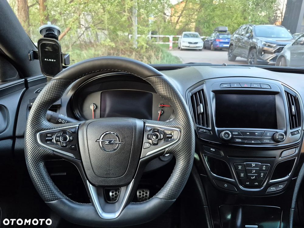 Opel Insignia 2.0 T Cosmo 4x4 S&S - 11