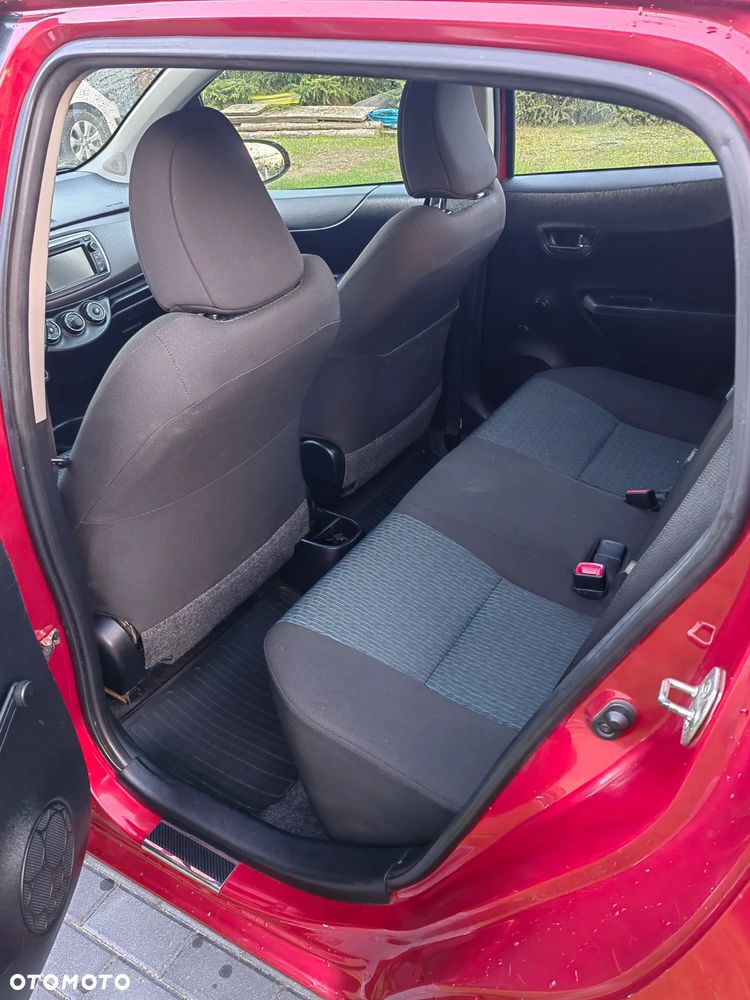 Toyota Yaris - 12
