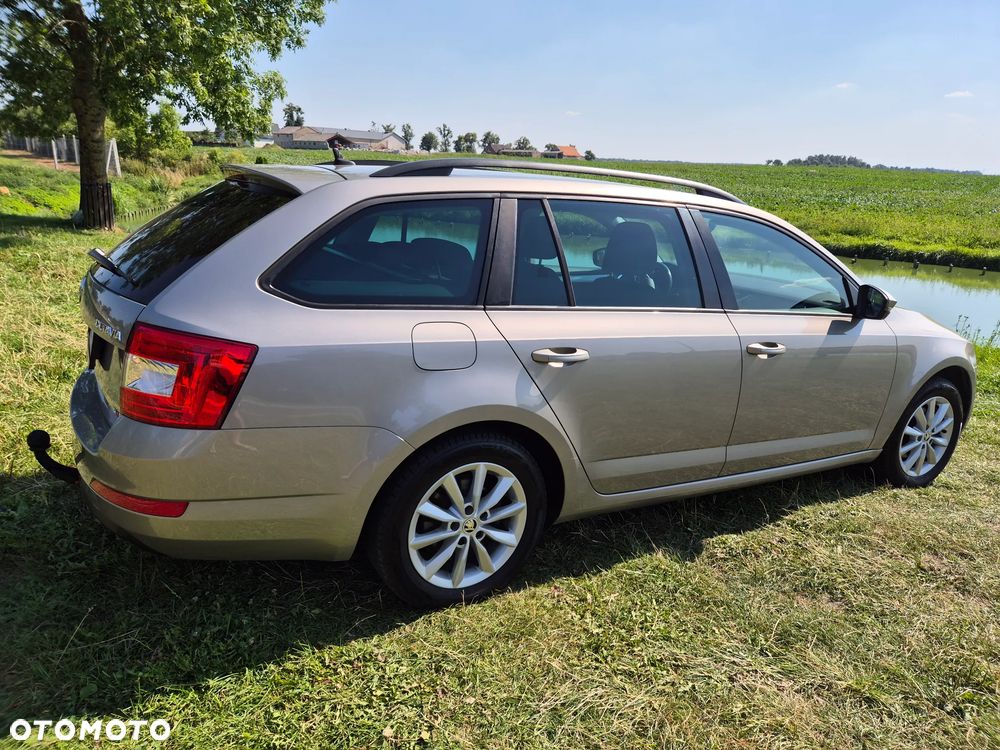 Skoda Octavia 2.0 TDI Green tec 4x4 Edition - 6