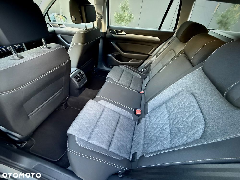Volkswagen Passat 1.5 TSI EVO Business DSG - 12