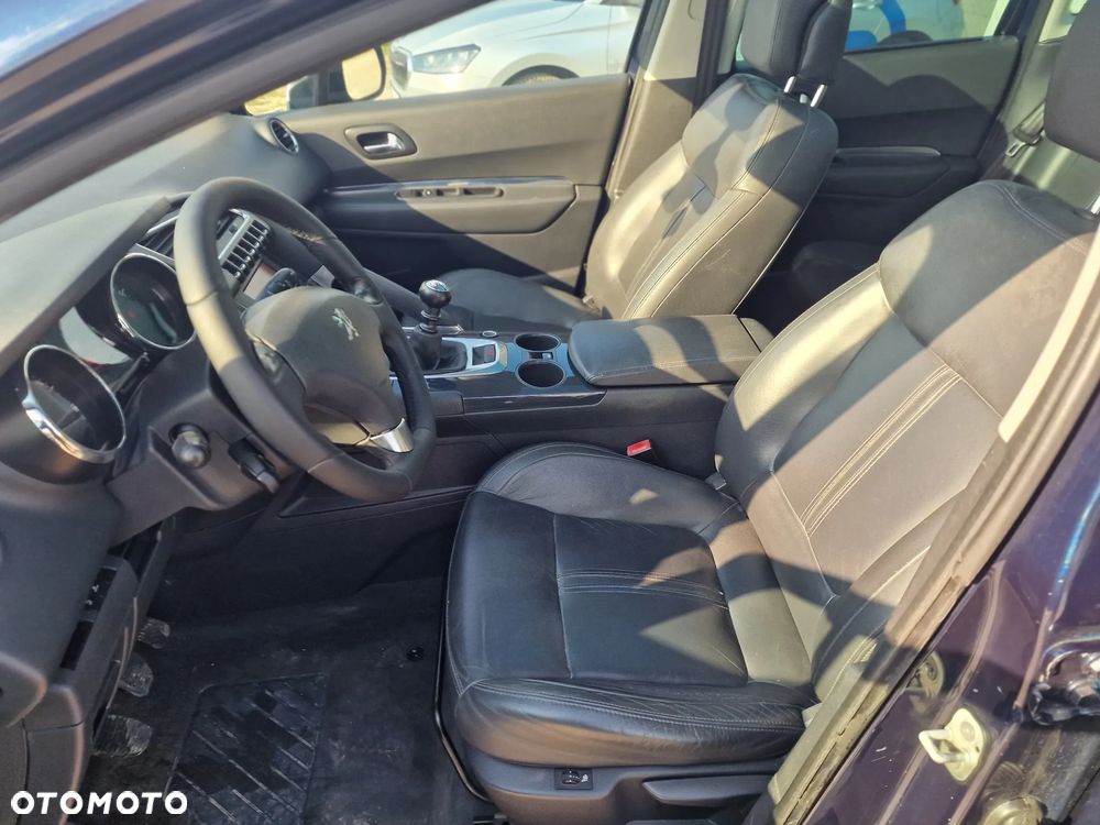 Peugeot 3008 - 17