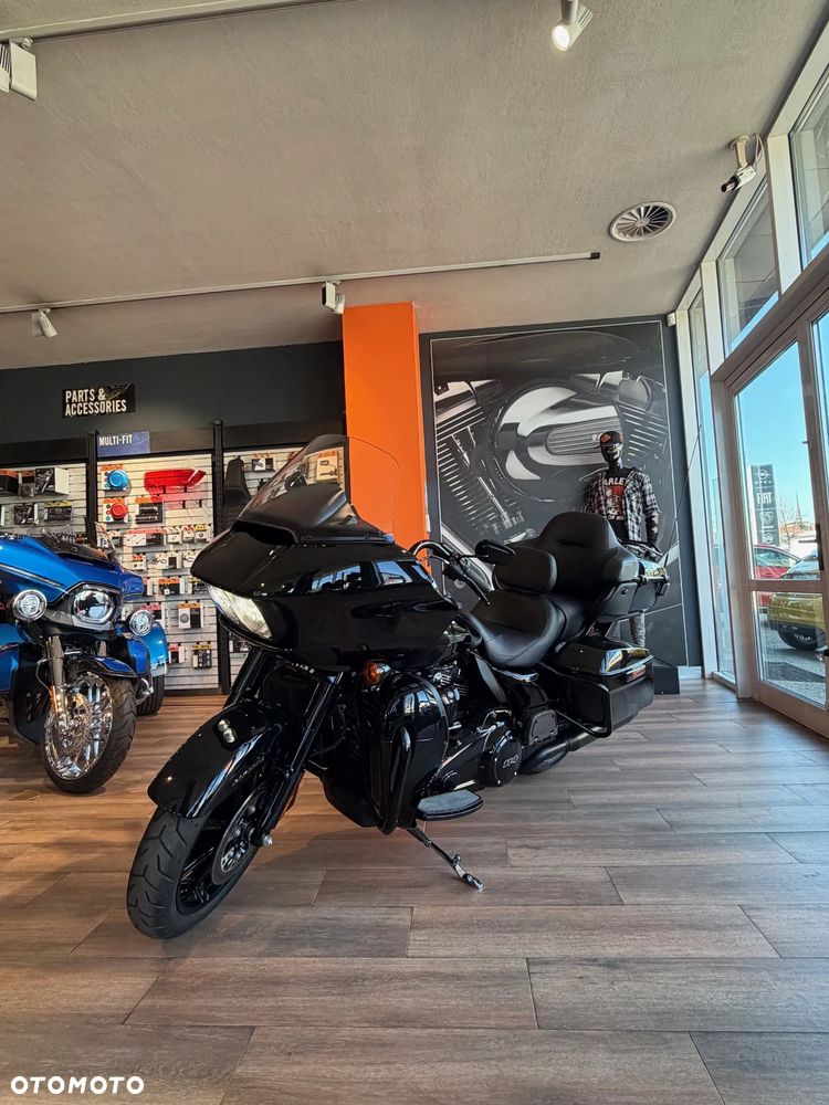 Harley-Davidson Touring Road Glide - 1