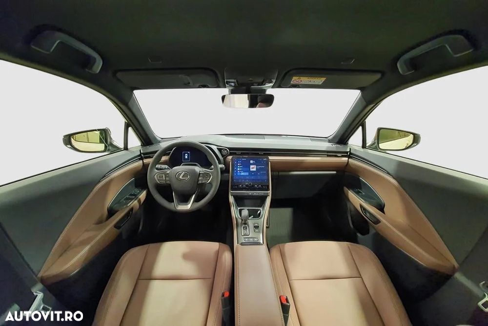 Lexus LBX FWD Elegant - 15