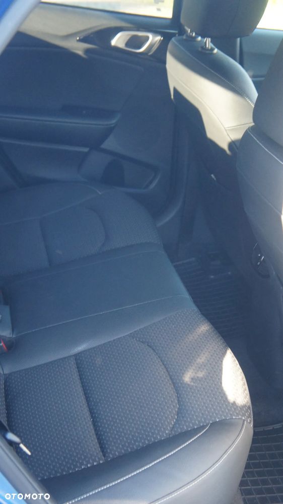 Kia XCeed 1.5 T-GDI L Business Line - 12