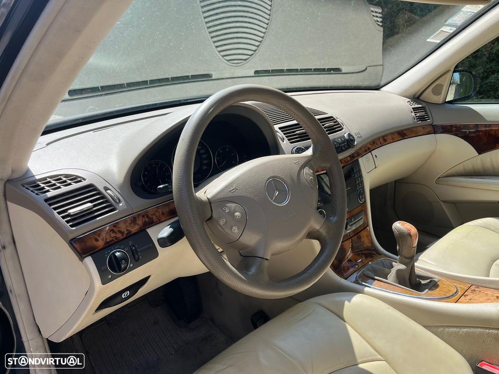 Mercedes-Benz E 220 CDI Avantgarde DPF - 6