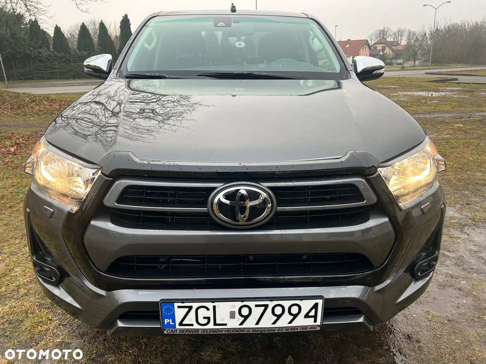 Toyota Hilux 4x4 Double Cab Autm Executive - 12