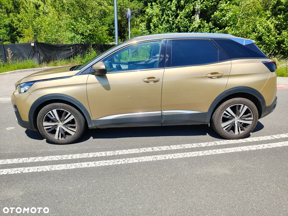 Peugeot 3008 1.6 BlueHDi Allure S&S EAT6 - 26