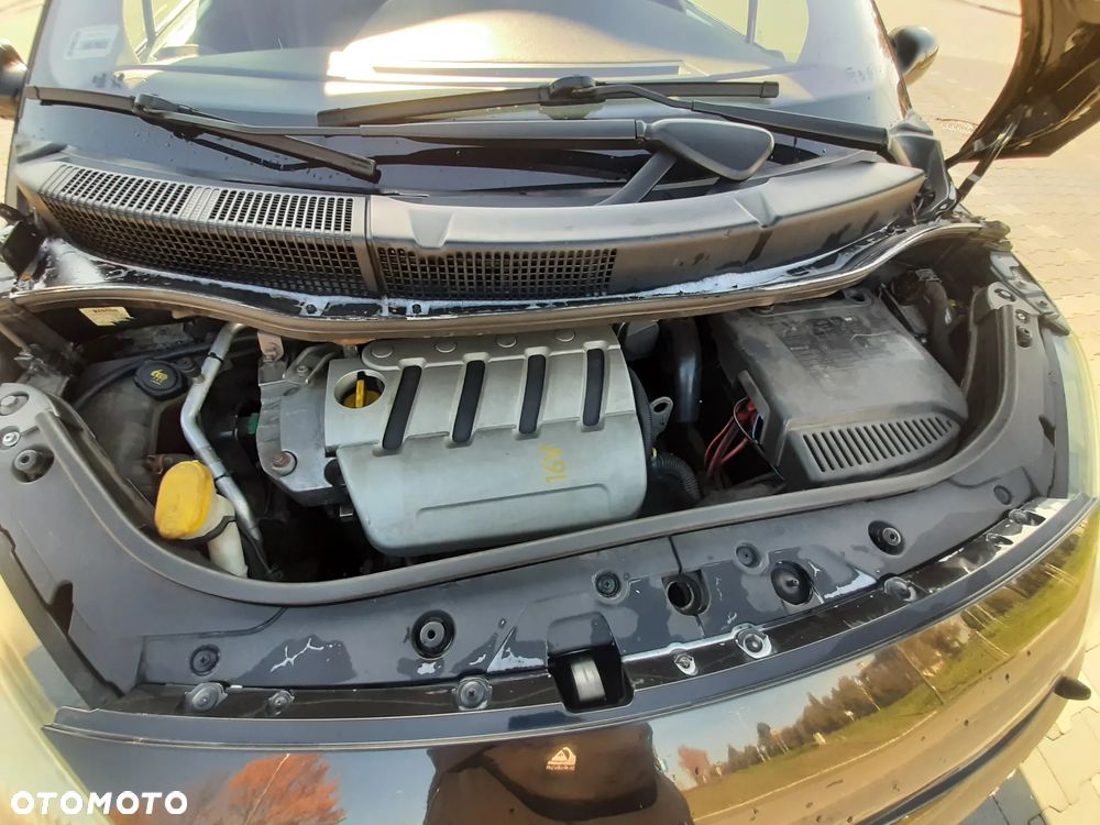 Renault Scenic 2.0 16V Privilege - 30