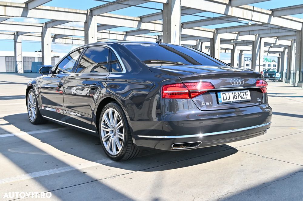 Audi A8 4.2 TDI DPF (clean diesel) quattro tiptronic Lang - 8