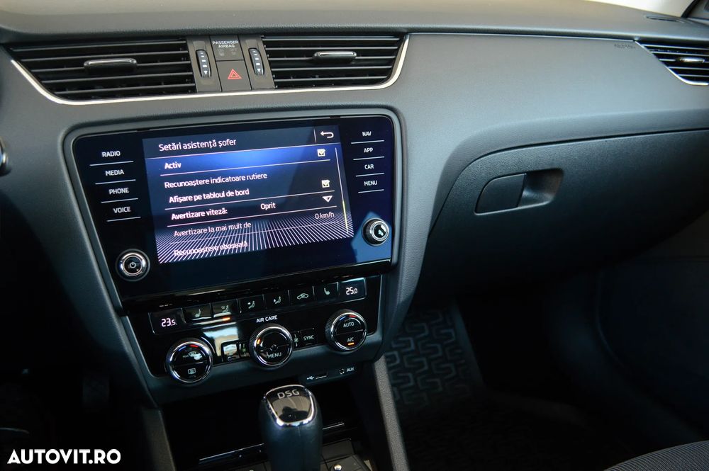 Skoda Octavia 2.0 TDI DSG Sport Edition - 24