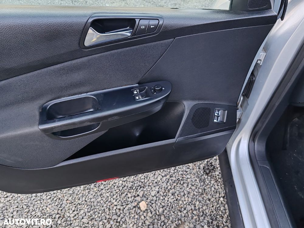 Volkswagen Passat - 13