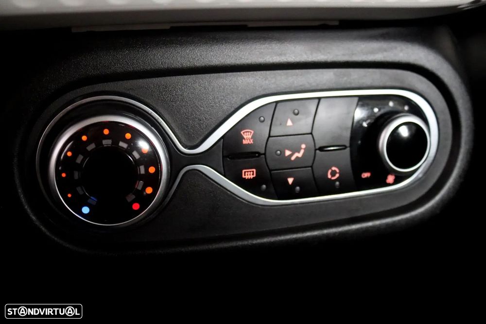 Renault Twingo E-Tech - 24