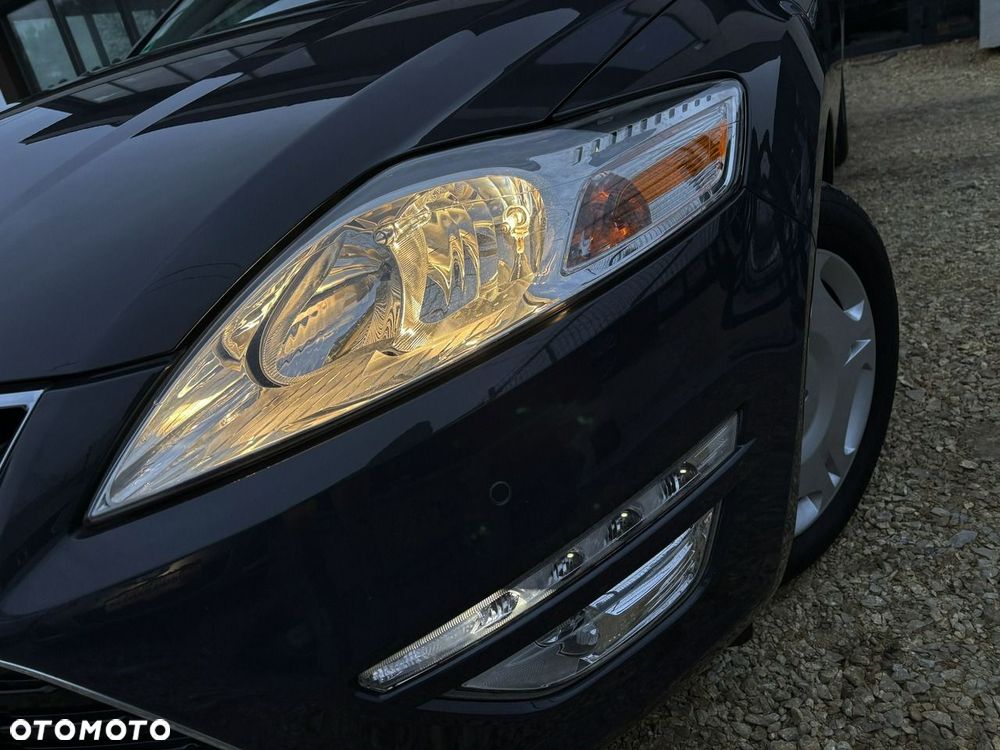 Ford Mondeo - 13