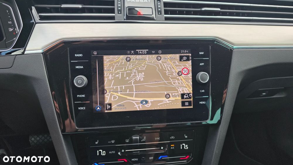 Volkswagen Passat 2.0 TDI Business DSG - 16