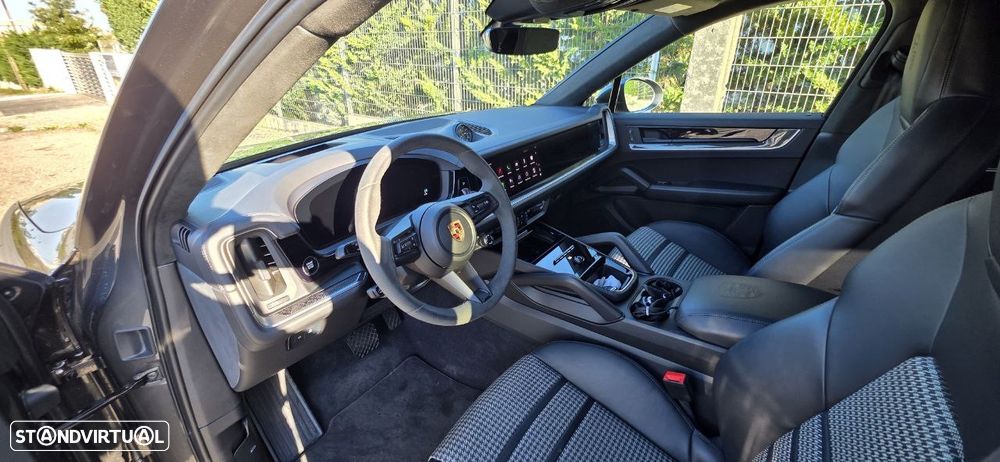 Porsche Cayenne Coupé E-Hybrid Tiptronic S Black Edition - 12