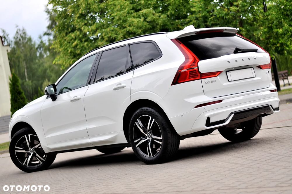 Volvo XC 60 B4 D AWD Ultimate Dark - 12