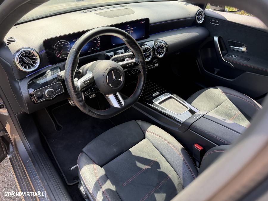 Mercedes-Benz A 250 e AMG Line - 9