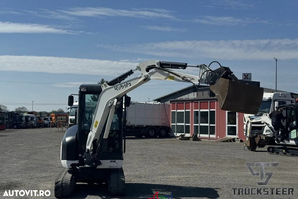 Kubota KX27-4 - 9